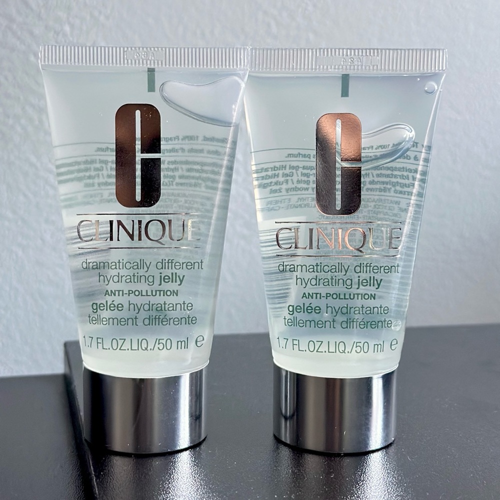 2x Clinique Dramatically Different Hydrating Jelly